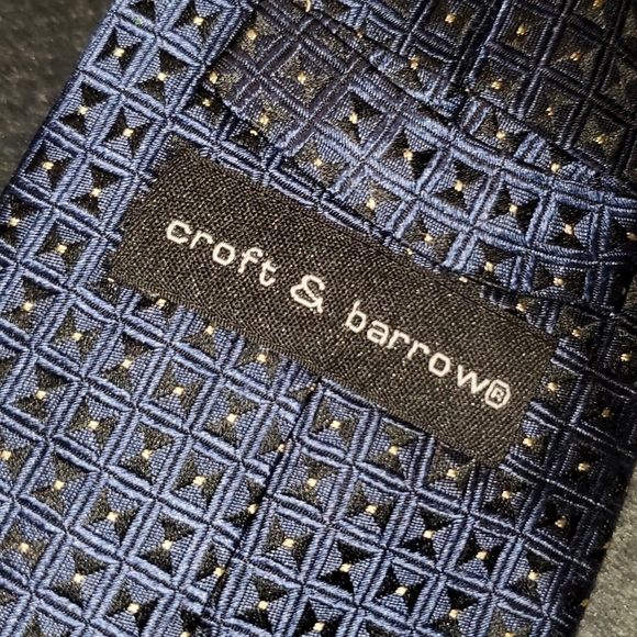 CRAFT AND BARROW Blue/silver tie with small squares NWOT - Picture 4 of 5